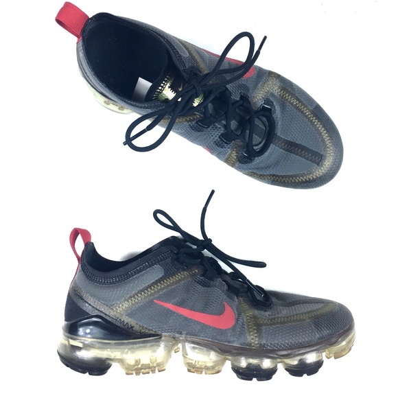 vapormax 2019 black gold